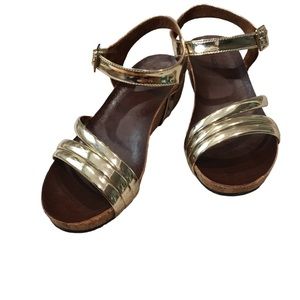 Sahara Gold Wedge Comfort Sandals Shoes 26